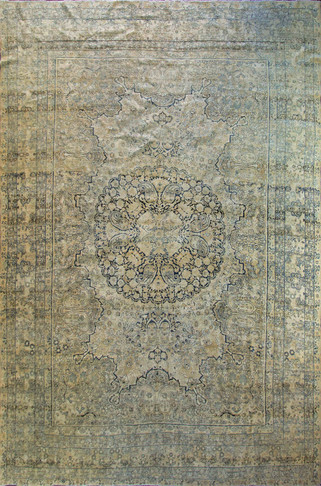 Gorgeous Antique Kermanshah Carpet
